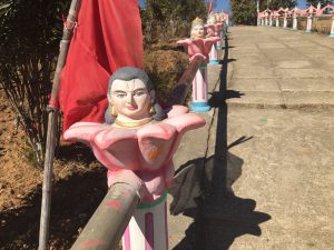 ダンガディ　寺