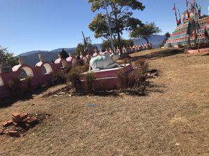 ダンガディ　寺院