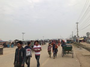 ネパールガンジ　国境