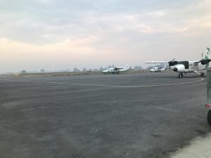 ネパールガンジ 空港