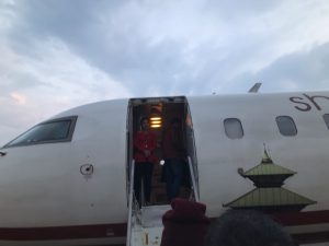ネパールガンジ 空港